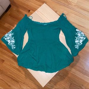 Hollister Off the Shoulder Green Blouse